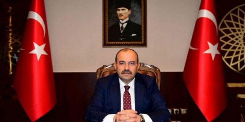 Trabzon Valisi İsmail Ustaoğlu'ndan Muhtarlar Günü Mesajı!