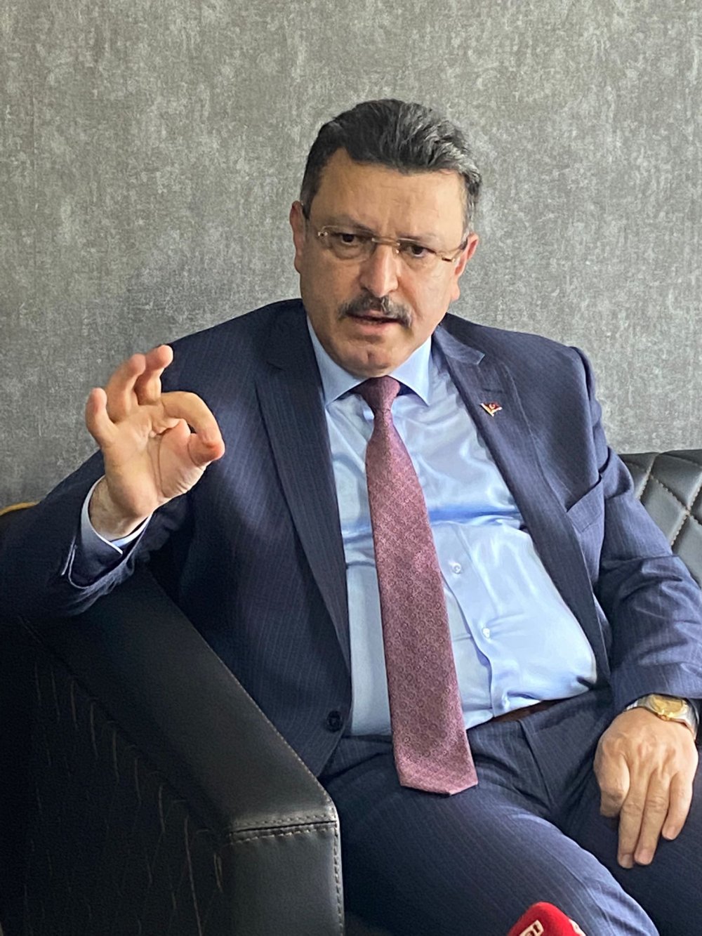 Ortahisar Belediye Başkanı ahmet Metin Genç, 61saat'in sorularını yanıtladı  - TRABZON HABER SAYFASI
