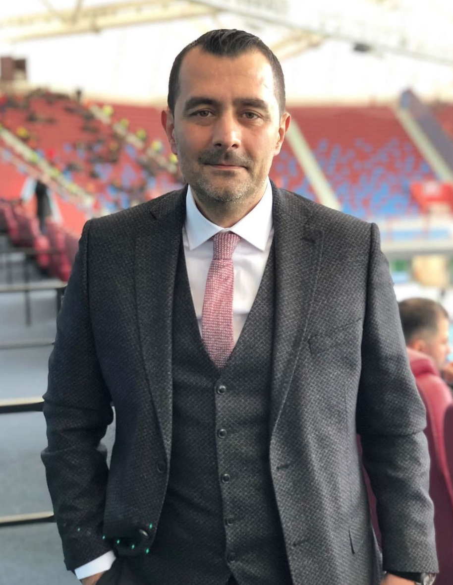 Trabzonspor'da Ulaş Özdemir ile yollar ayrıldı! - 61saat - TRABZON HABER SAYFASI